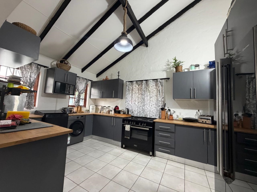 4 Bedroom Property for Sale in Uvongo KwaZulu-Natal