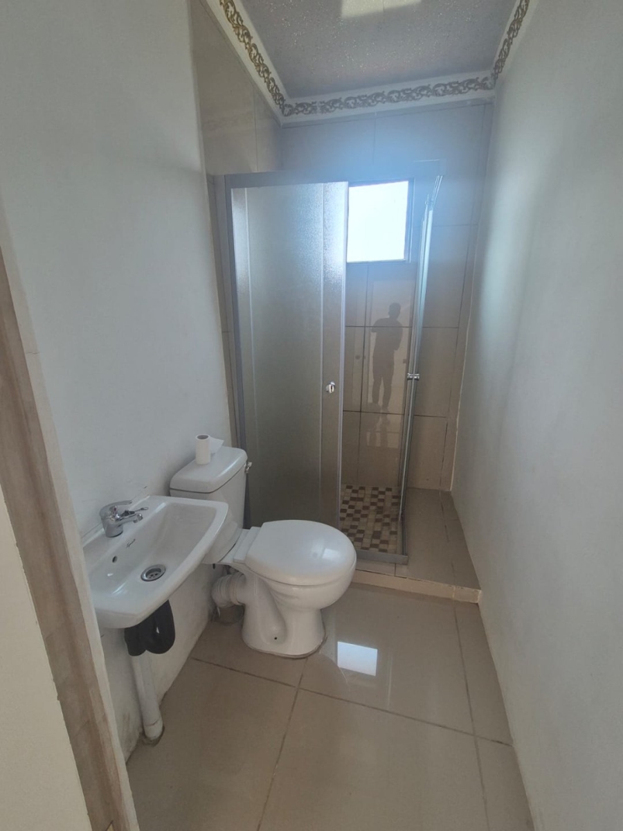 To Let 2 Bedroom Property for Rent in Merewent KwaZulu-Natal