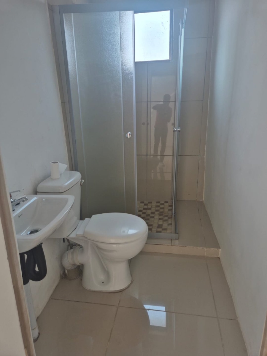 To Let 2 Bedroom Property for Rent in Merewent KwaZulu-Natal
