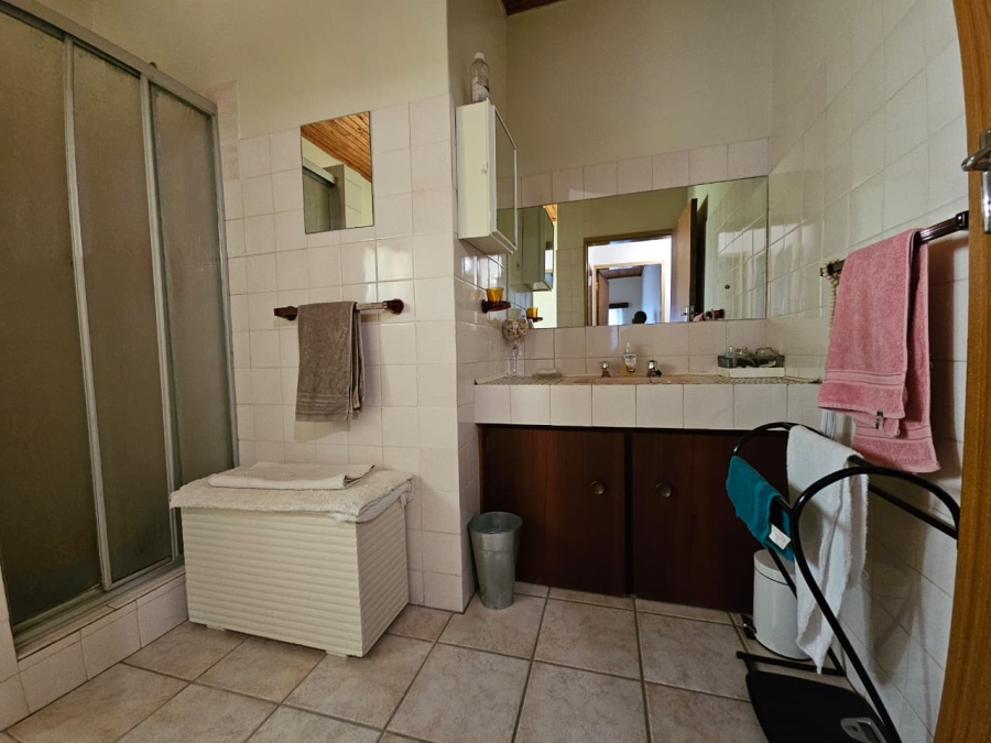 3 Bedroom Property for Sale in Aviary Hill KwaZulu-Natal