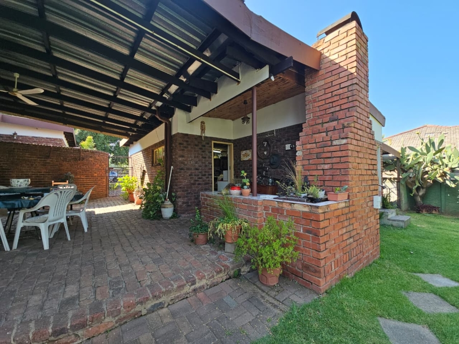3 Bedroom Property for Sale in Aviary Hill KwaZulu-Natal