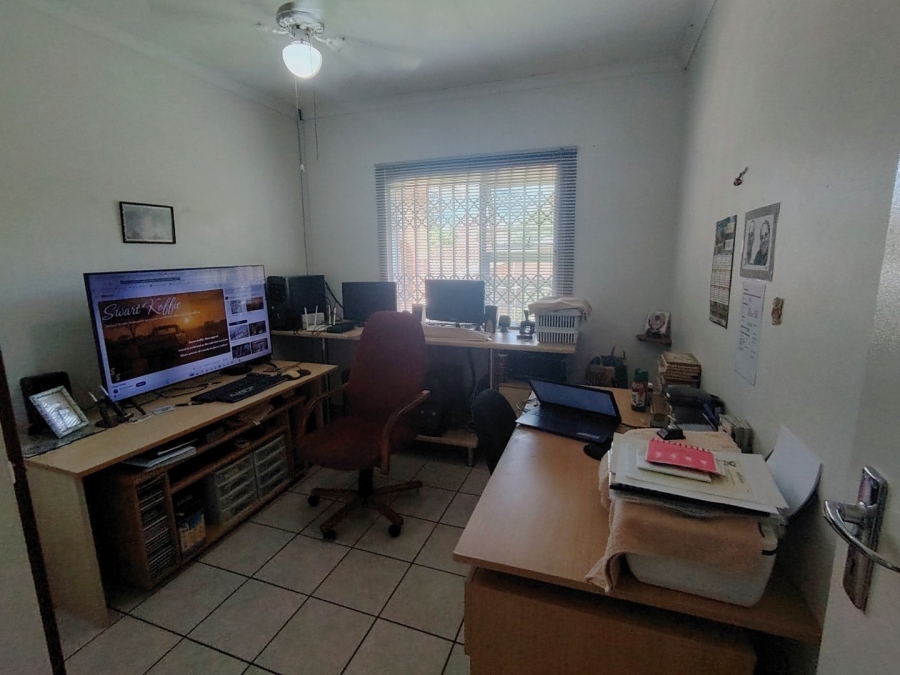 3 Bedroom Property for Sale in Margate KwaZulu-Natal