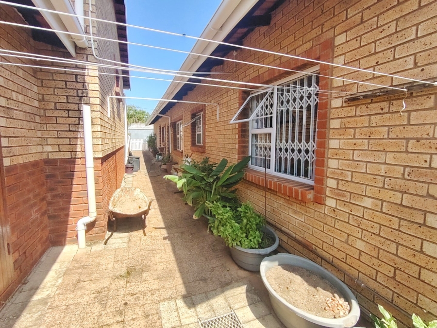 3 Bedroom Property for Sale in Margate KwaZulu-Natal