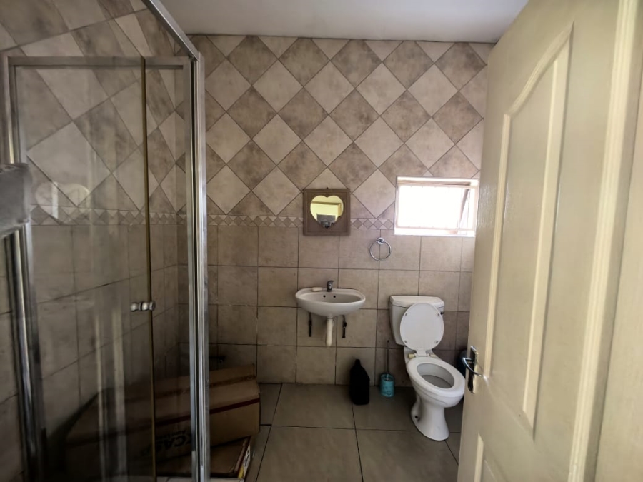 To Let commercial Property for Rent in Morningside KwaZulu-Natal