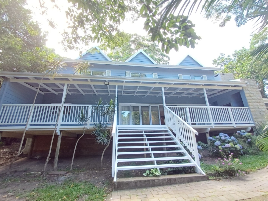 To Let 4 Bedroom Property for Rent in Southbroom KwaZulu-Natal