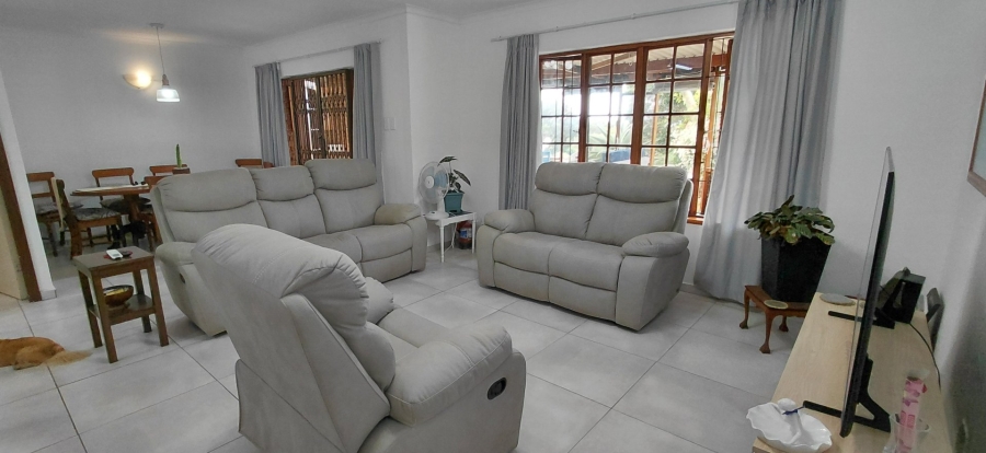 3 Bedroom Property for Sale in Southport KwaZulu-Natal