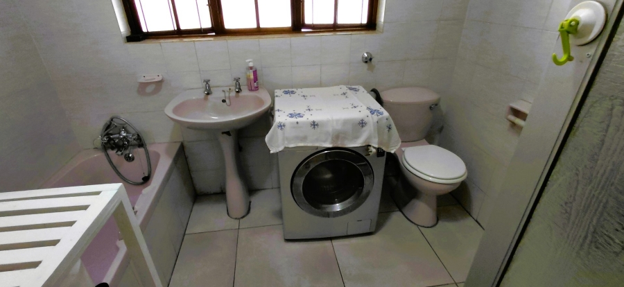 3 Bedroom Property for Sale in Southport KwaZulu-Natal