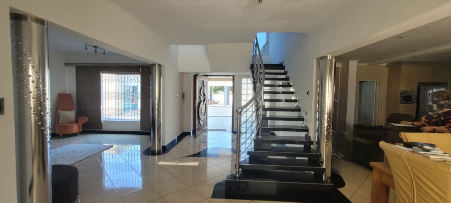 4 Bedroom Property for Sale in Oslo Beach KwaZulu-Natal