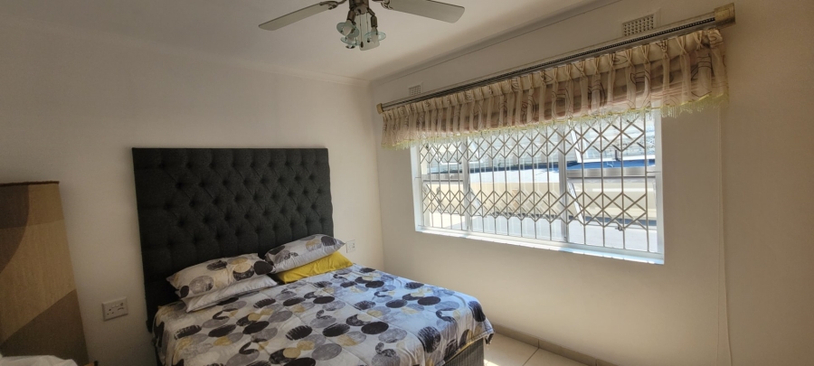 4 Bedroom Property for Sale in Oslo Beach KwaZulu-Natal