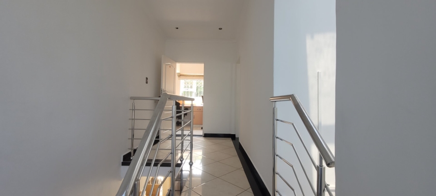 4 Bedroom Property for Sale in Oslo Beach KwaZulu-Natal