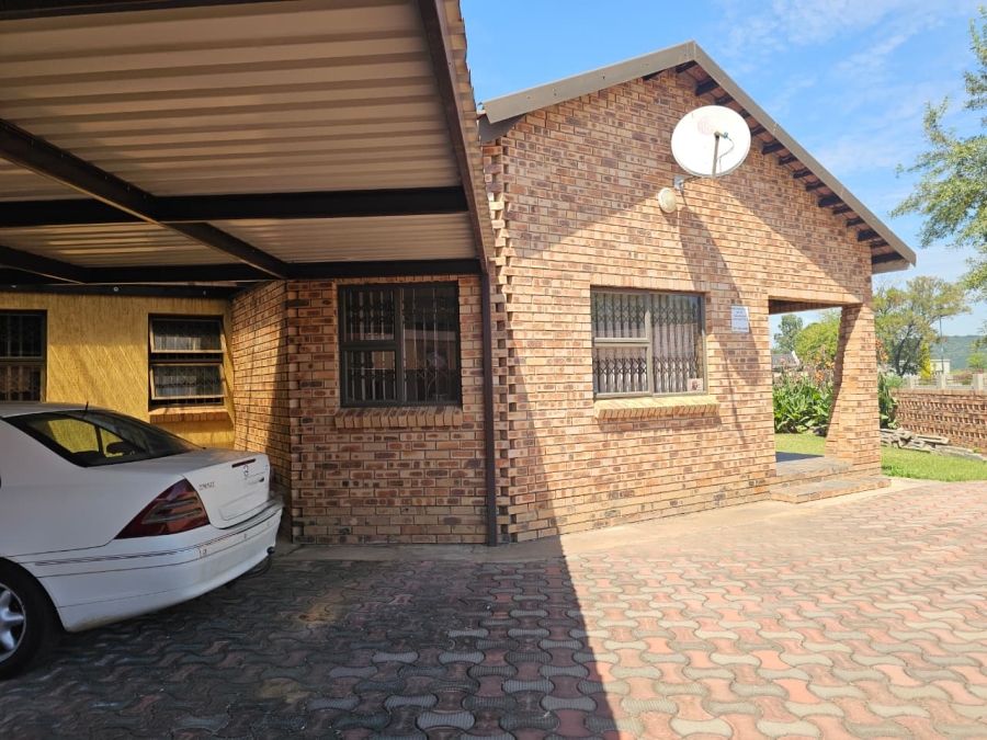 3 Bedroom Property for Sale in Lennoxton KwaZulu-Natal