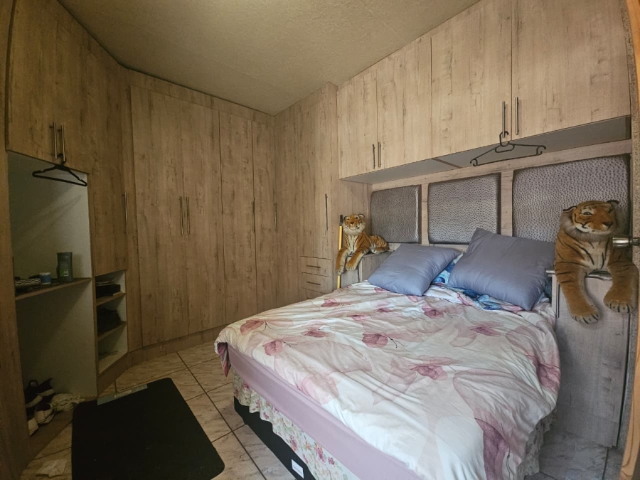 3 Bedroom Property for Sale in Lennoxton KwaZulu-Natal