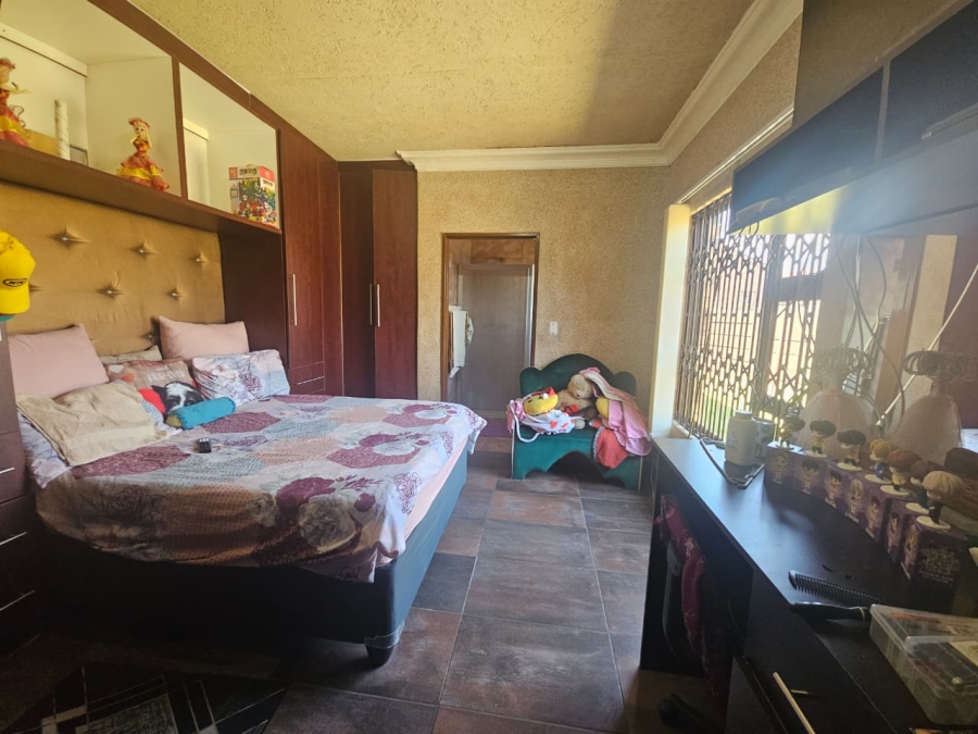 3 Bedroom Property for Sale in Lennoxton KwaZulu-Natal