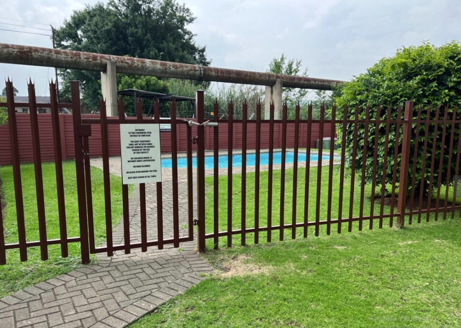 2 Bedroom Property for Sale in Pioneer Park KwaZulu-Natal