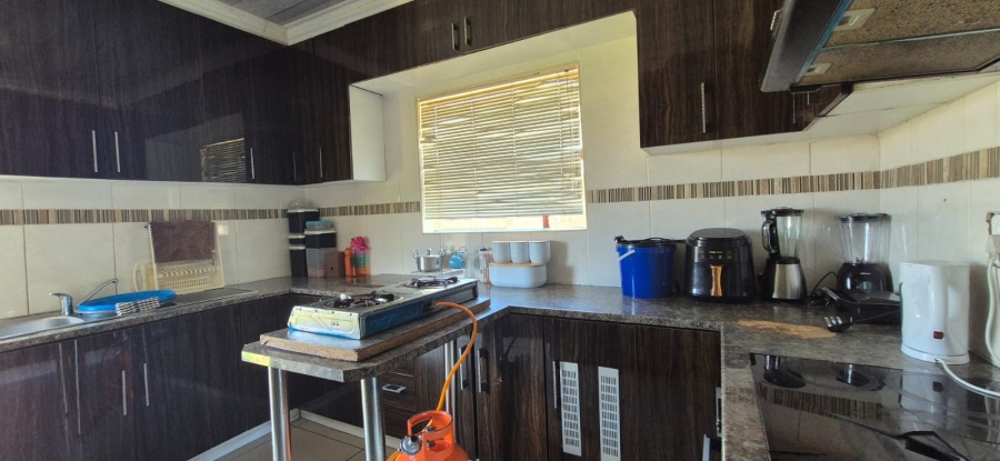 4 Bedroom Property for Sale in Ncandu Park KwaZulu-Natal