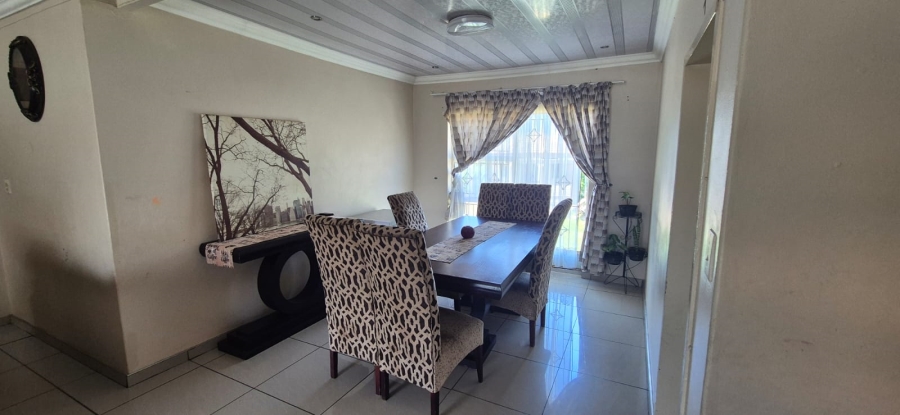 4 Bedroom Property for Sale in Ncandu Park KwaZulu-Natal