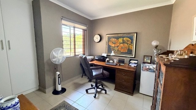 4 Bedroom Property for Sale in St Michaels On Sea KwaZulu-Natal