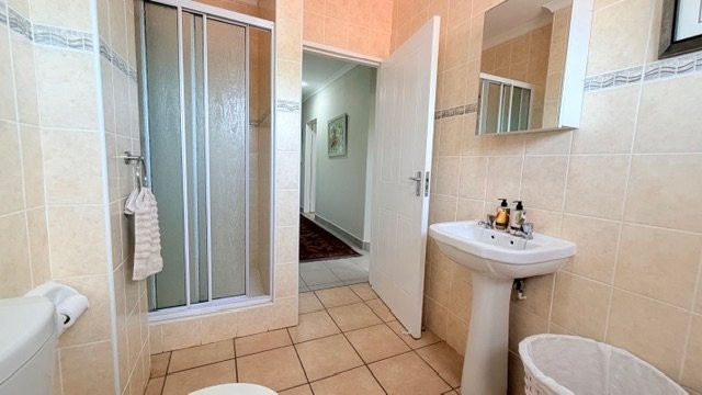 4 Bedroom Property for Sale in St Michaels On Sea KwaZulu-Natal