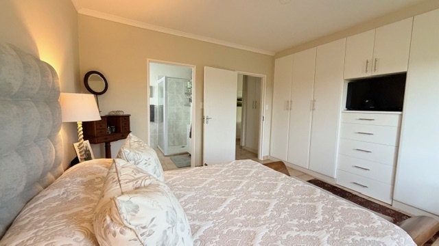 4 Bedroom Property for Sale in St Michaels On Sea KwaZulu-Natal