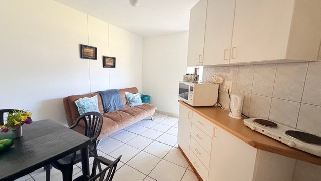 2 Bedroom Property for Sale in Uvongo KwaZulu-Natal