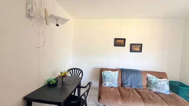 2 Bedroom Property for Sale in Uvongo KwaZulu-Natal