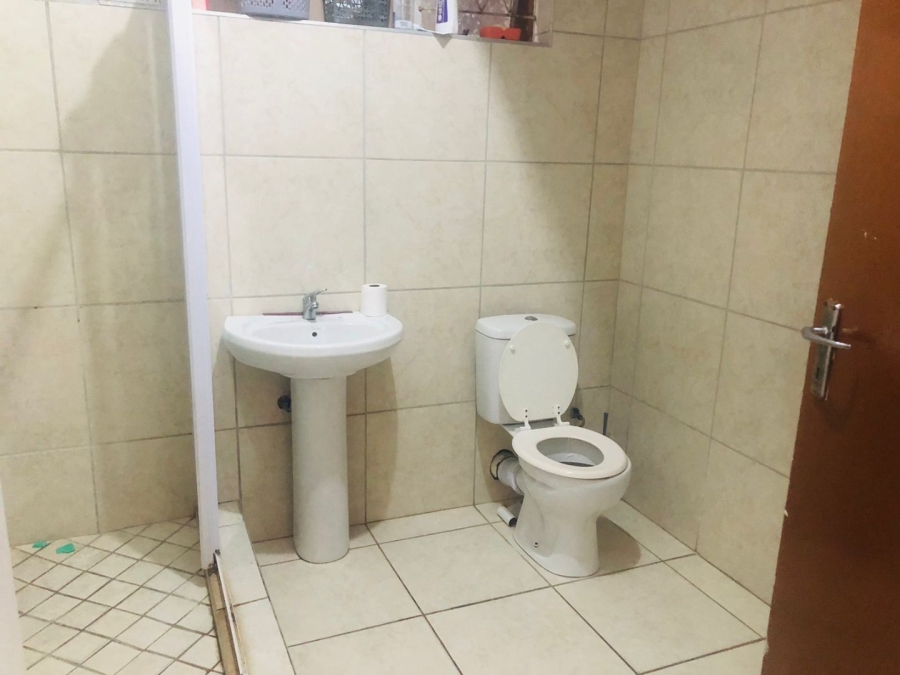 2 Bedroom Property for Sale in Pinetown KwaZulu-Natal