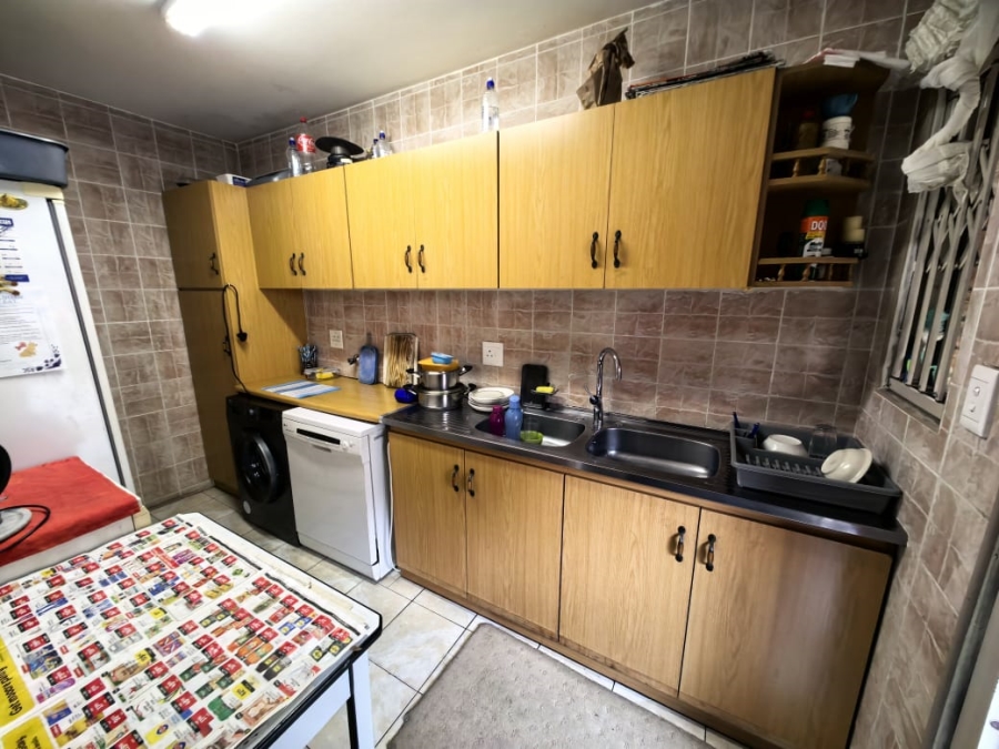 5 Bedroom Property for Sale in Reservoir Hills KwaZulu-Natal