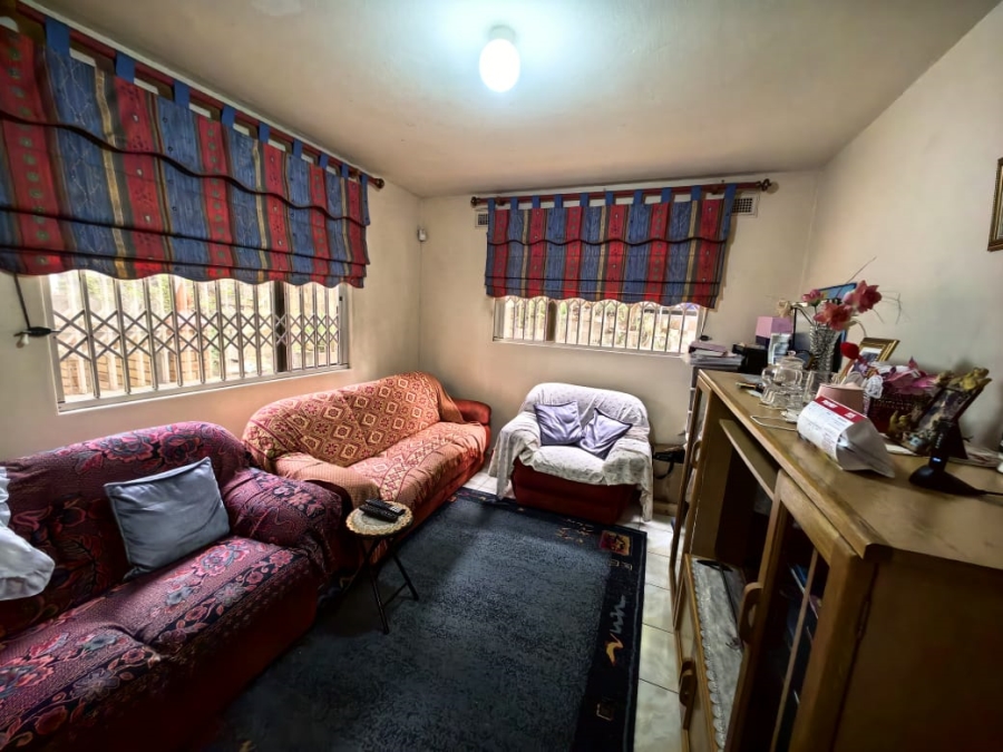 5 Bedroom Property for Sale in Reservoir Hills KwaZulu-Natal