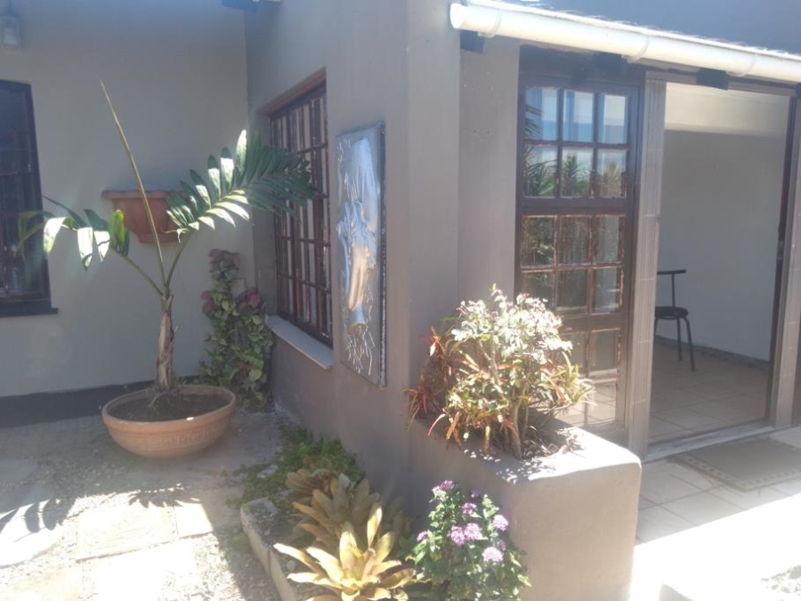 2 Bedroom Property for Sale in Margate KwaZulu-Natal