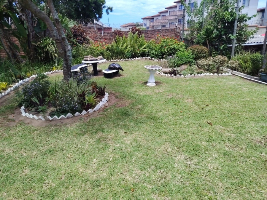 1 Bedroom Property for Sale in Uvongo Beach KwaZulu-Natal