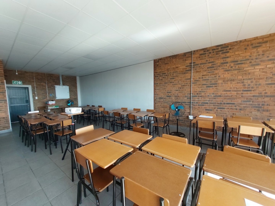 To Let commercial Property for Rent in Stanger KwaZulu-Natal