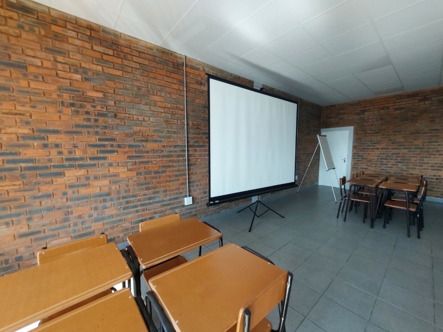 To Let commercial Property for Rent in Stanger KwaZulu-Natal