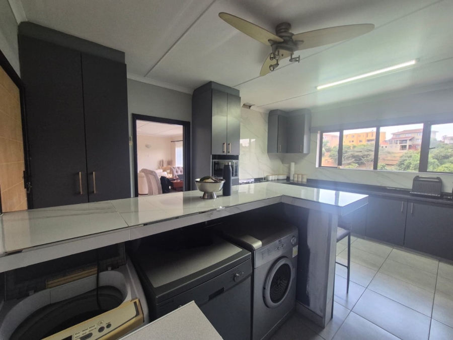 4 Bedroom Property for Sale in Ocean View KwaZulu-Natal