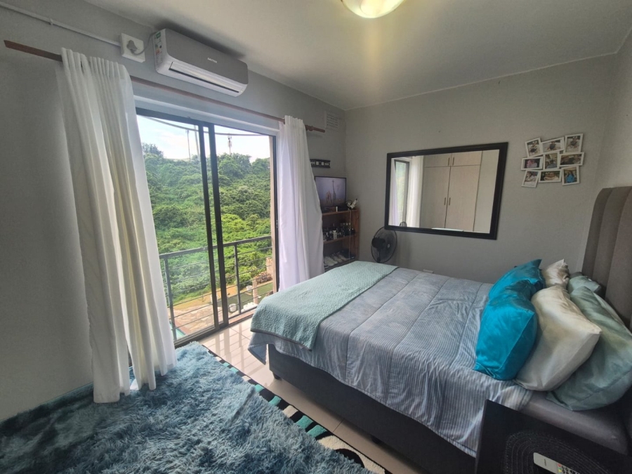4 Bedroom Property for Sale in Ocean View KwaZulu-Natal