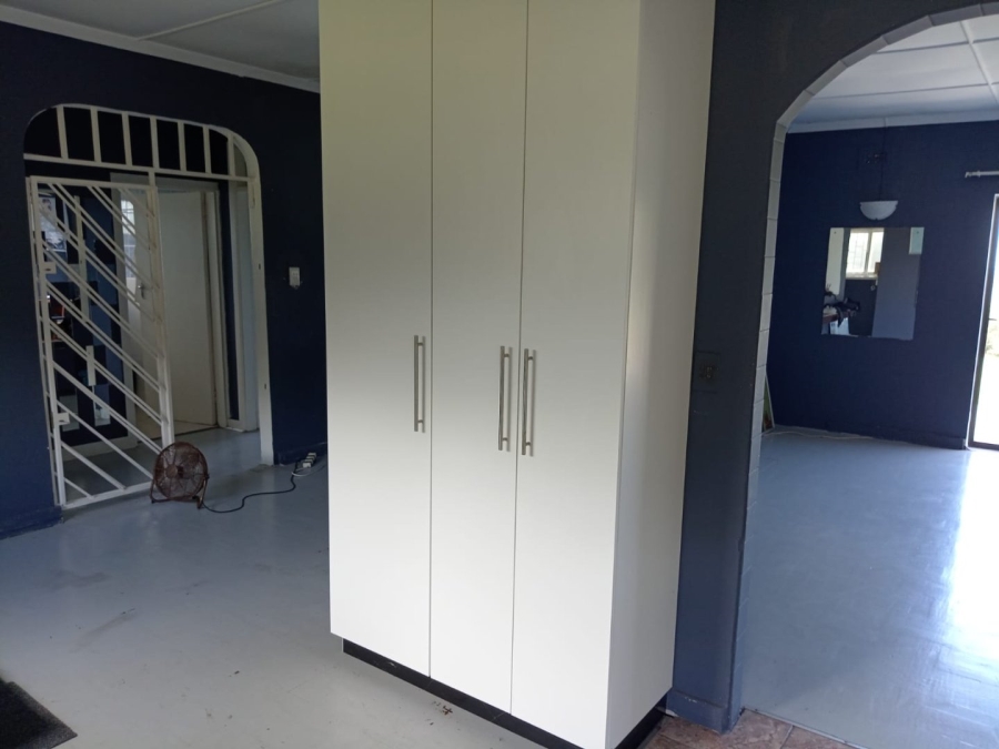 3 Bedroom Property for Sale in St Michaels On Sea KwaZulu-Natal