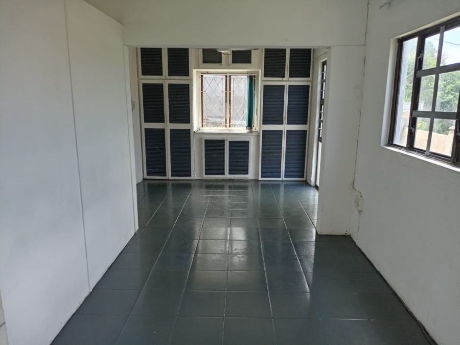 3 Bedroom Property for Sale in St Michaels On Sea KwaZulu-Natal