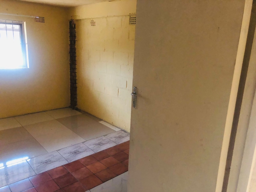 To Let 2 Bedroom Property for Rent in Bellair KwaZulu-Natal