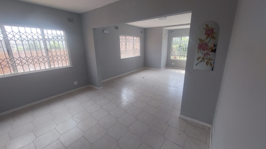 To Let 6 Bedroom Property for Rent in Merebank East KwaZulu-Natal