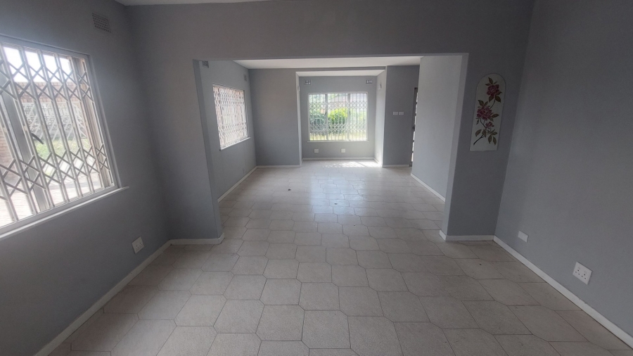 To Let 6 Bedroom Property for Rent in Merebank East KwaZulu-Natal