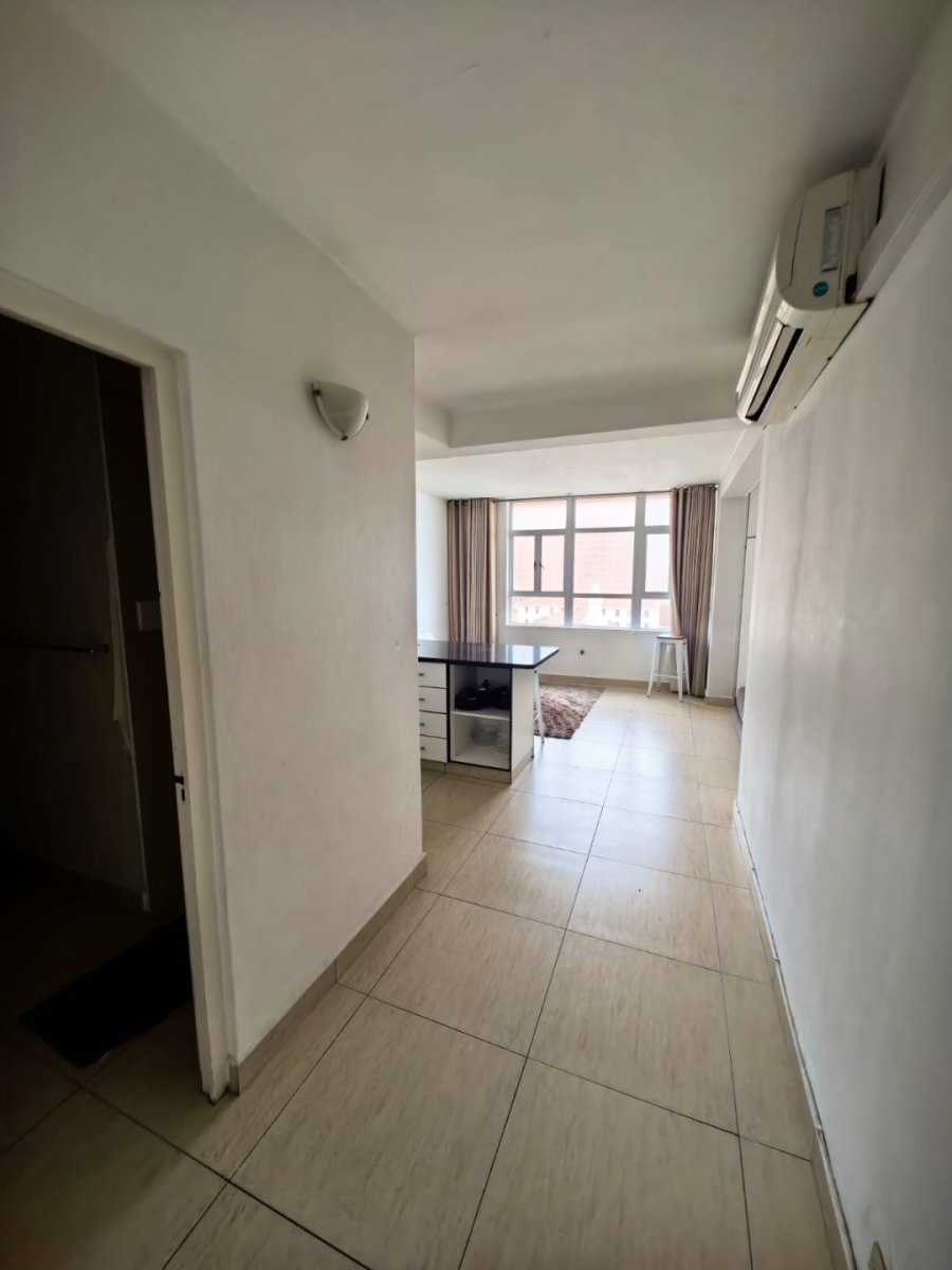 1 Bedroom Property for Sale in Point KwaZulu-Natal