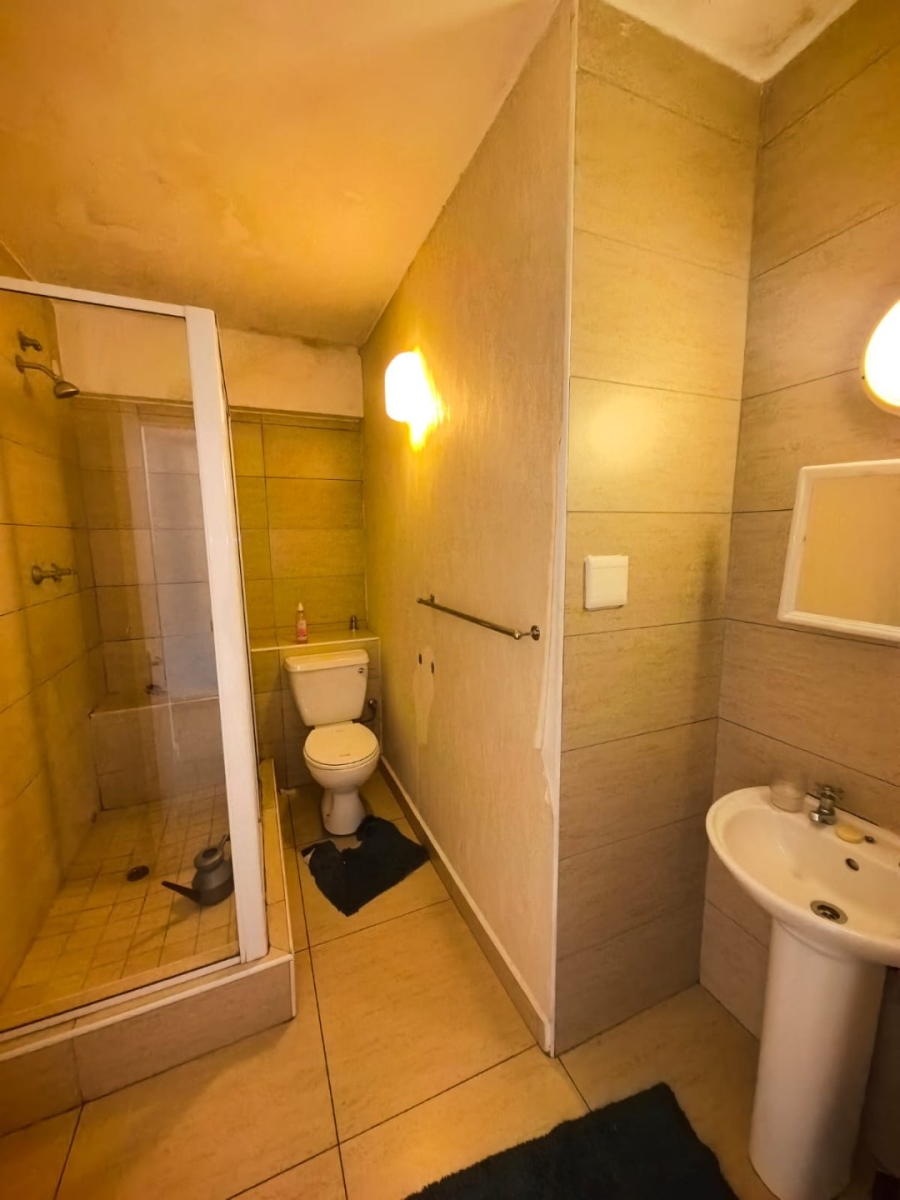 1 Bedroom Property for Sale in Point KwaZulu-Natal