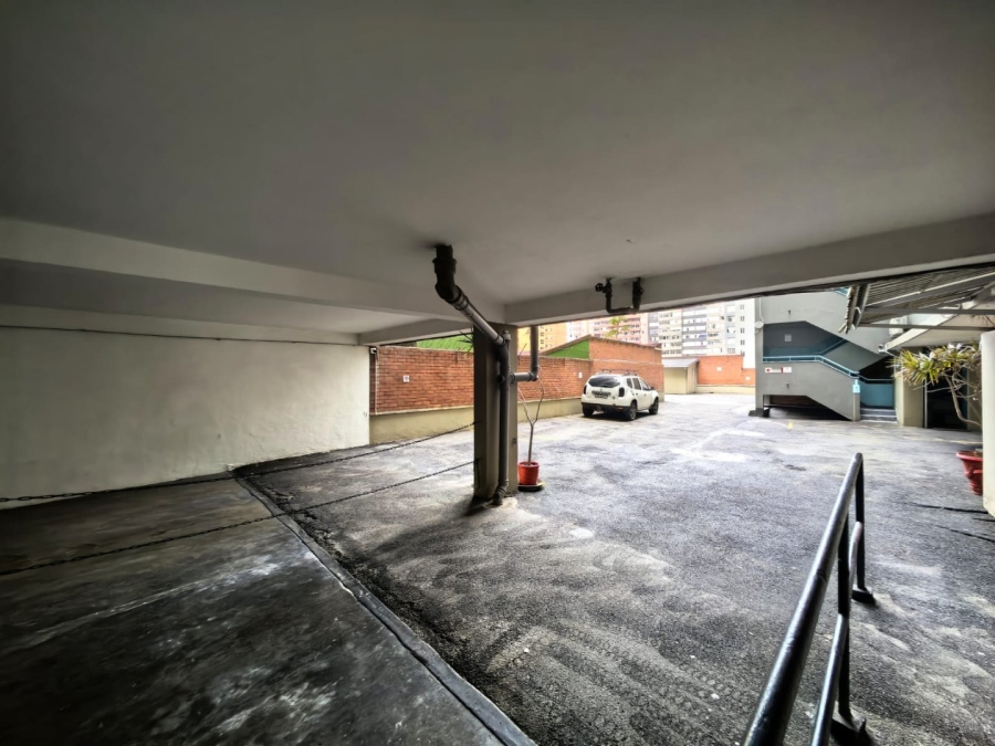 1 Bedroom Property for Sale in Point KwaZulu-Natal