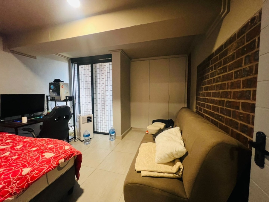 To Let 1 Bedroom Property for Rent in New Town Centre KwaZulu-Natal