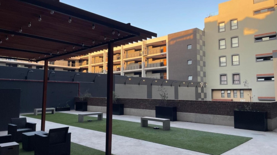 To Let 1 Bedroom Property for Rent in New Town Centre KwaZulu-Natal