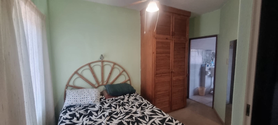 2 Bedroom Property for Sale in Uvongo Beach KwaZulu-Natal