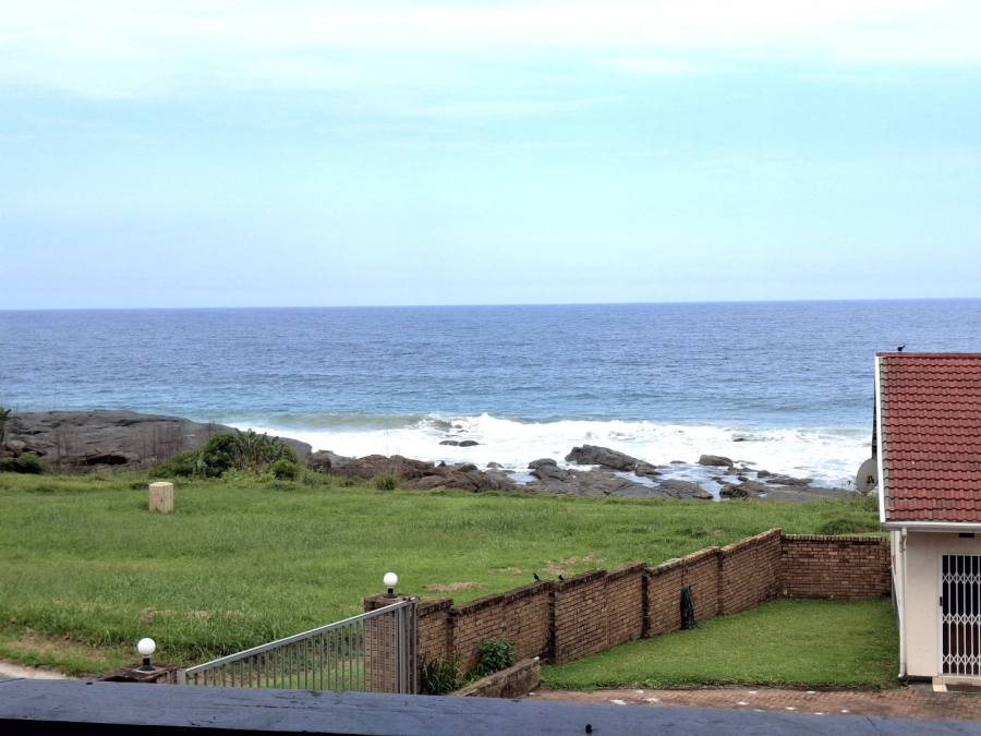 5 Bedroom Property for Sale in Black Rock KwaZulu-Natal