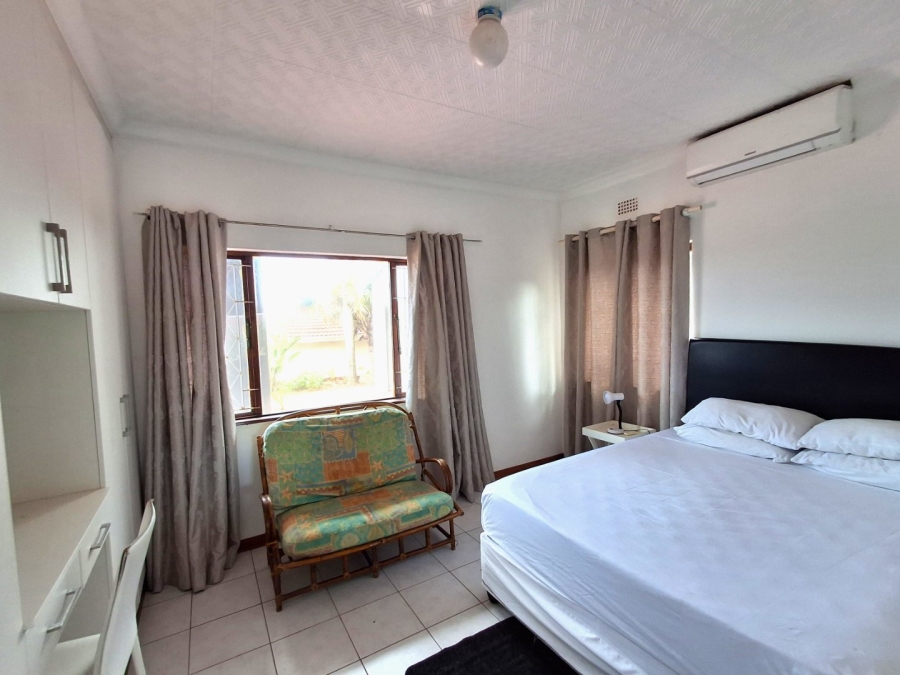 5 Bedroom Property for Sale in Black Rock KwaZulu-Natal