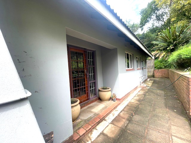 7 Bedroom Property for Sale in Worlds View KwaZulu-Natal