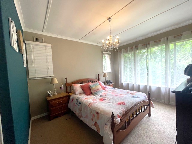 7 Bedroom Property for Sale in Worlds View KwaZulu-Natal