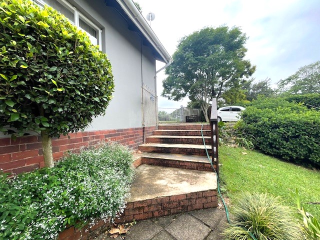 7 Bedroom Property for Sale in Worlds View KwaZulu-Natal